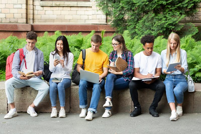 Are Online Relationships True Love?