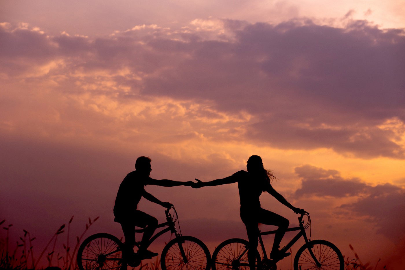 Feelflame Review: Is It Beneficial To Date Online?